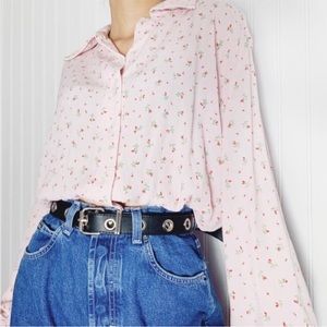 Brandy Melville Light Pink Floral Print Collared Button Up Lenny Top